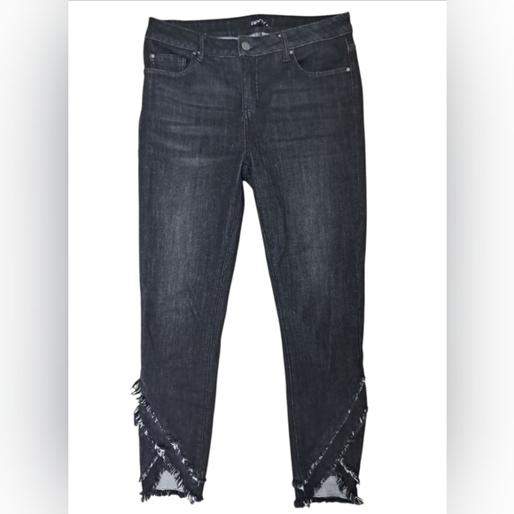 APNY Liberty Asymmetric Raw Hem Black Jeans Women’s 8 Cropped Slim - Picture 16 of 16